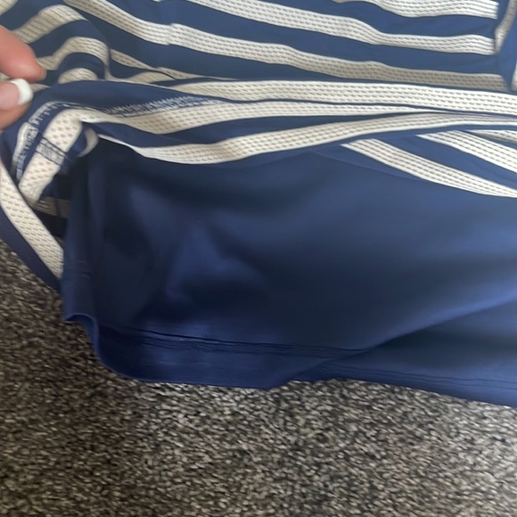 Guess dress sz 8 blue and white striped - Picture 4 of 4